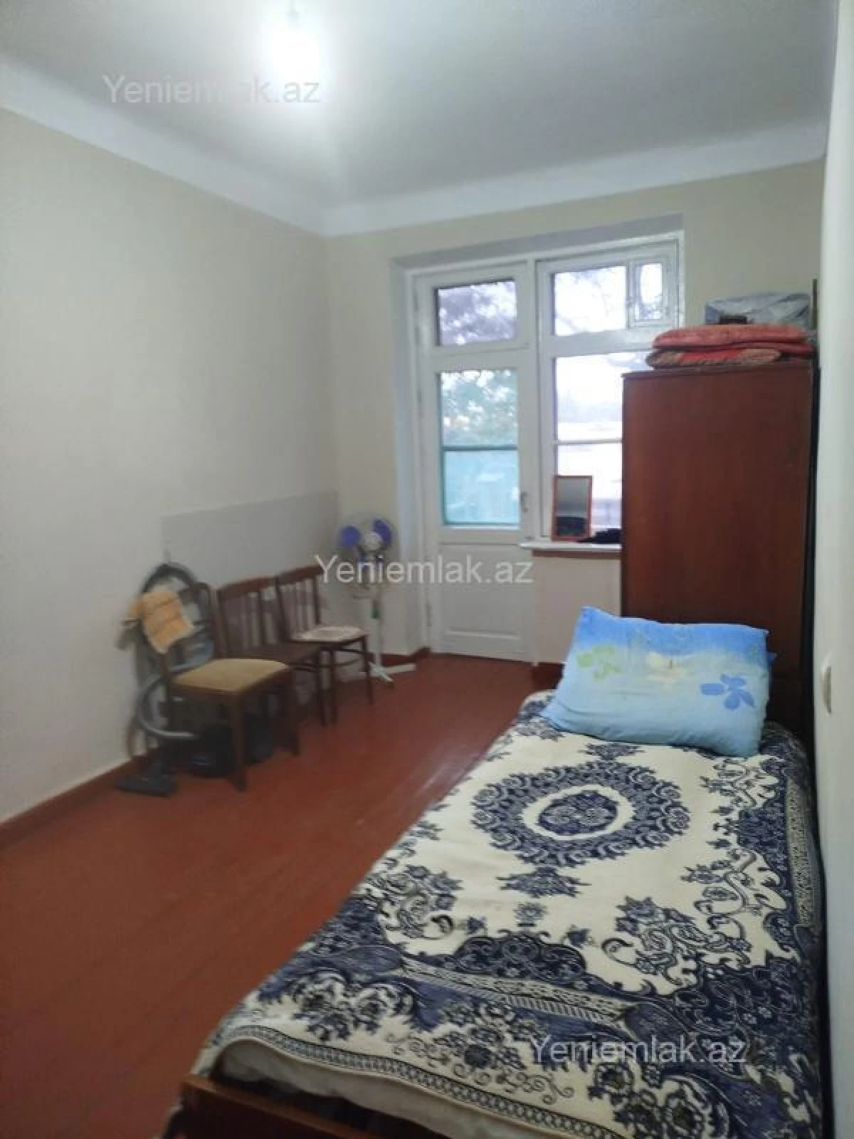 Satılır 2 otaqlı köhnə tikili 55 m²