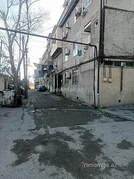 Satılır 3 otaqlı köhnə tikili 50 m² — Bakı, Binəqədi 3 otaq 50.00 m²