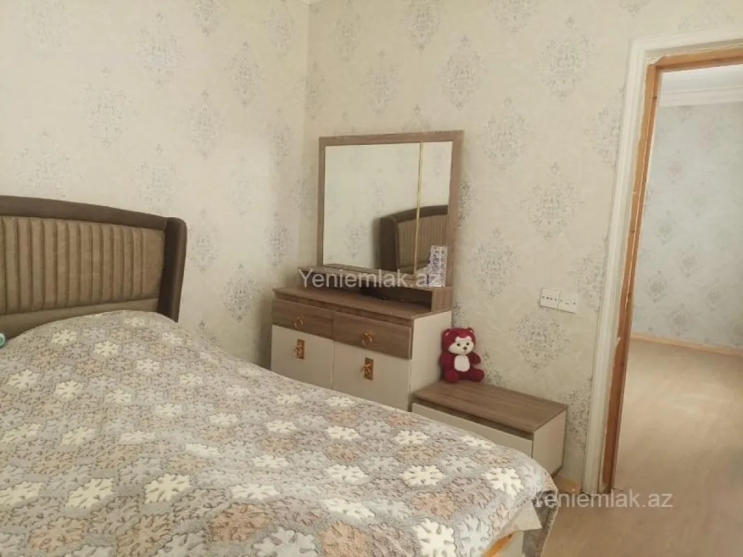 Satılır 3 otaqlı köhnə tikili 50 m²