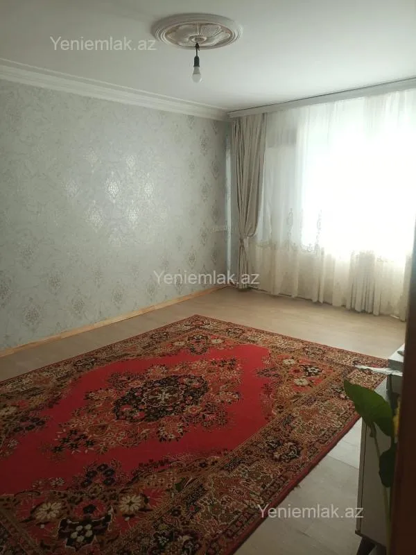 Satılır 3 otaqlı köhnə tikili 50 m²