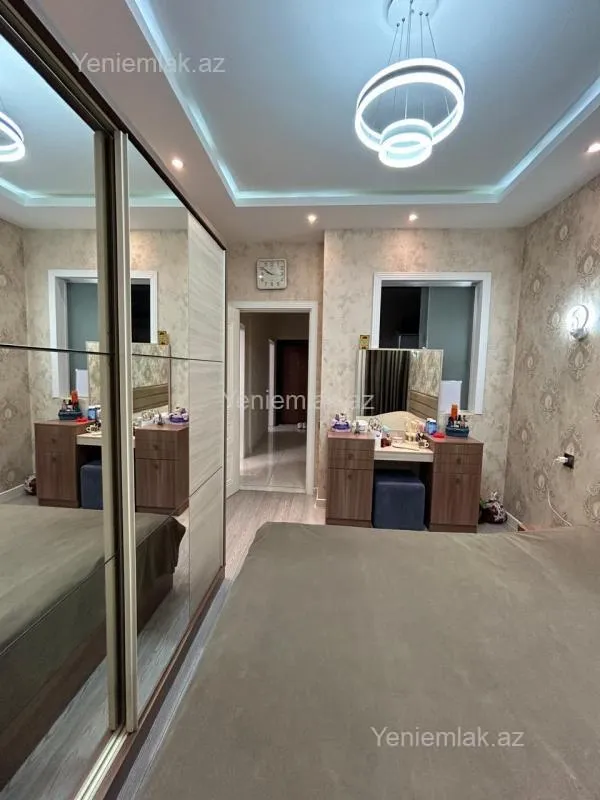 Satılır 3 otaqlı yeni tikili 82 m²