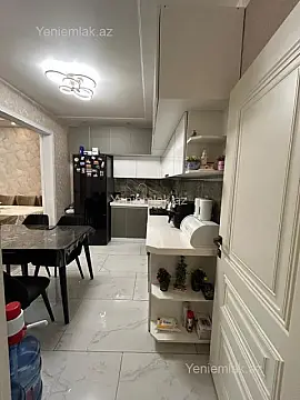 Satılır 3 otaqlı yeni tikili 82 m²