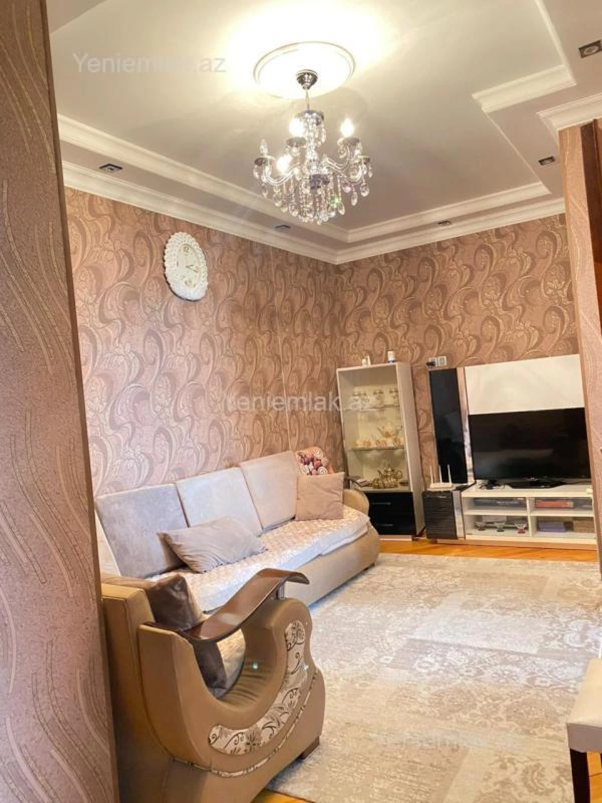 Satılır 3 otaqlı yeni tikili 85 m²