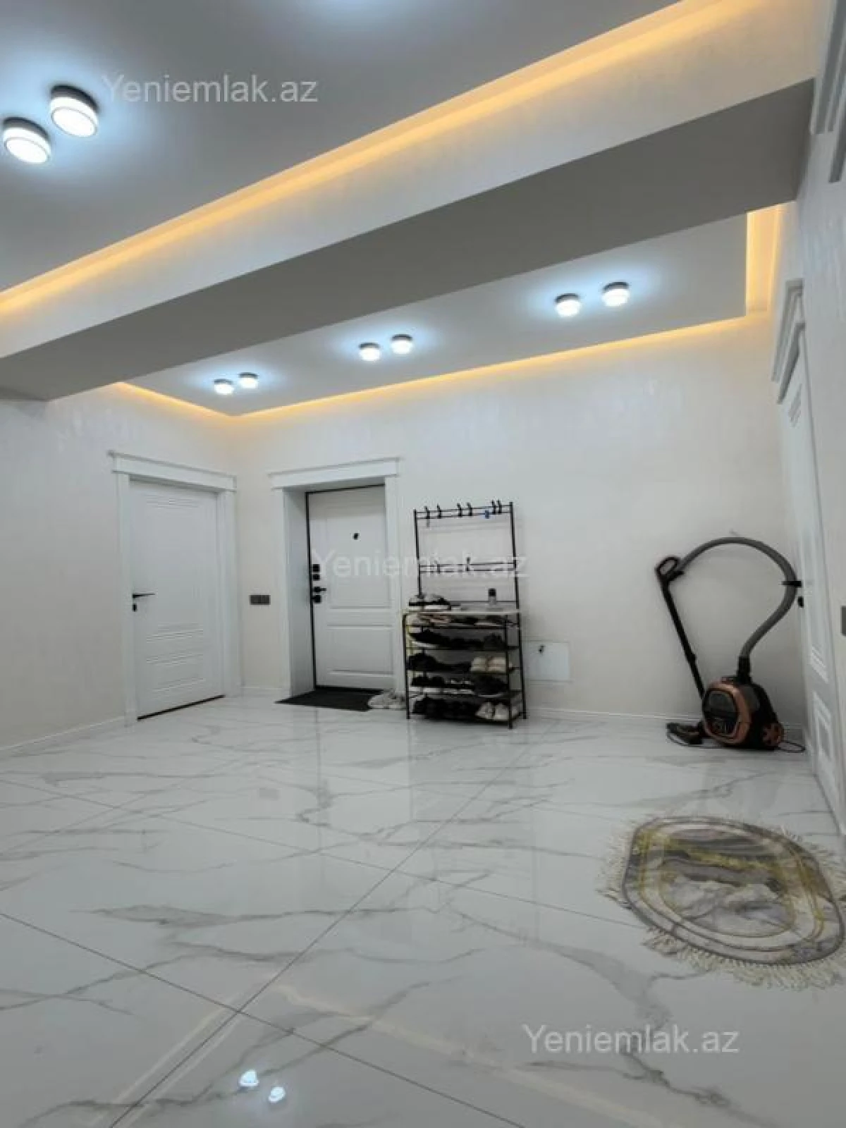 Satılır 3 otaqlı yeni tikili 100 m²