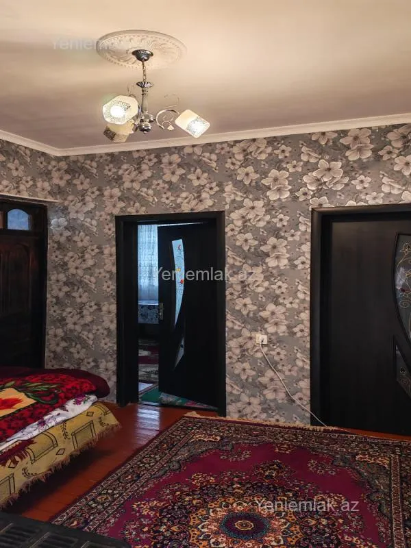 Satılır 3 otaqlı həyət evi 90 m²