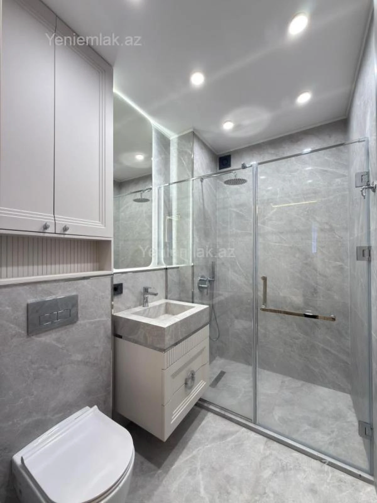 Satılır 3 otaqlı yeni tikili 156 m²