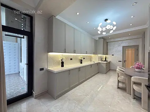 Satılır 3 otaqlı yeni tikili 156 m²