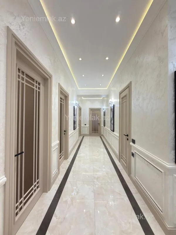Satılır 3 otaqlı yeni tikili 156 m²