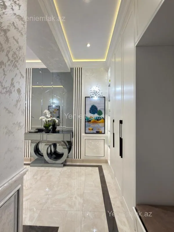 Satılır 3 otaqlı yeni tikili 156 m²