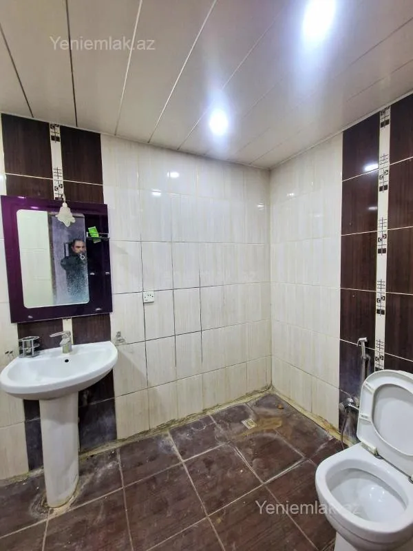 Satılır 3 otaqlı yeni tikili 140 m²