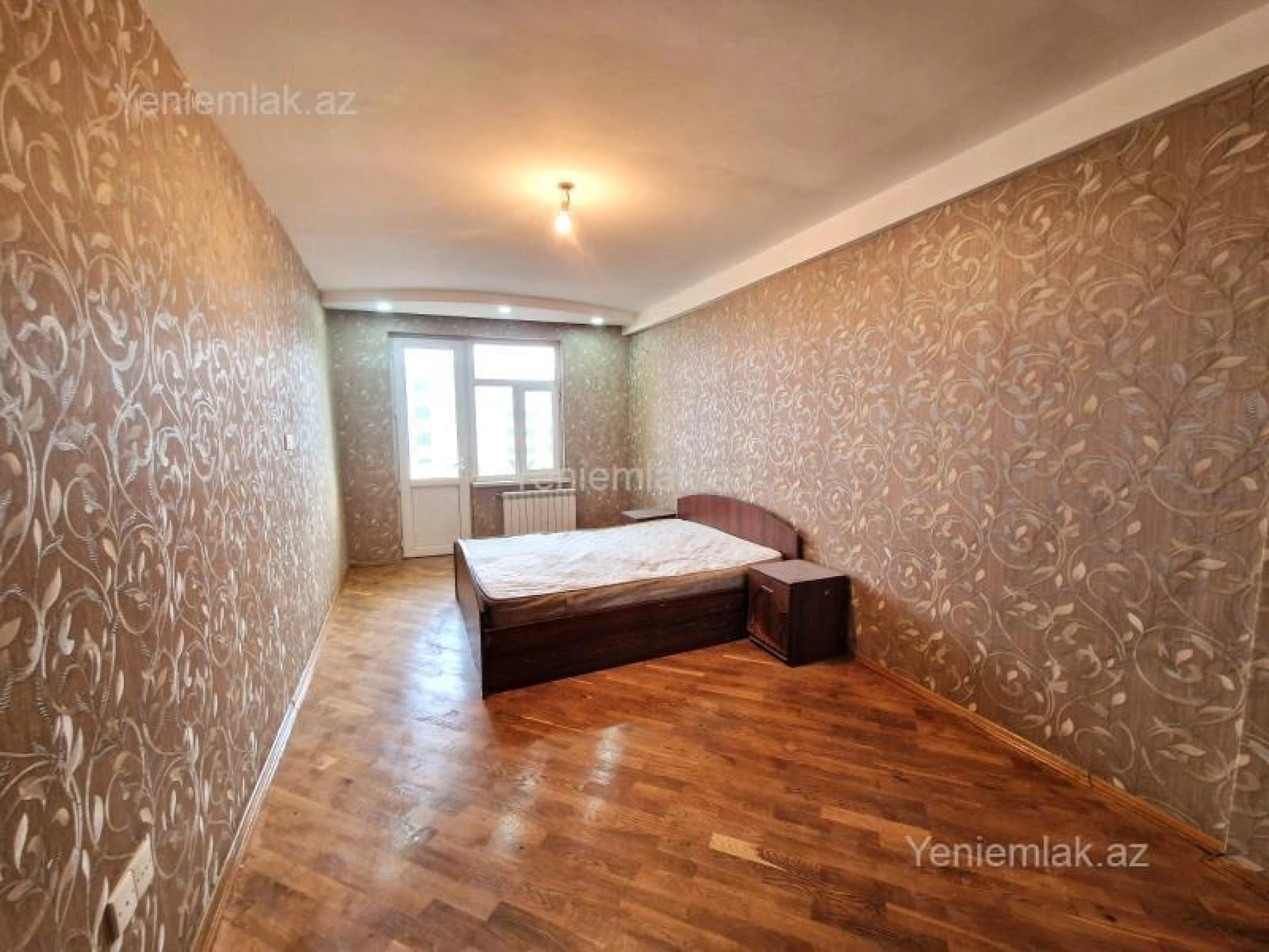Satılır 3 otaqlı yeni tikili 140 m²