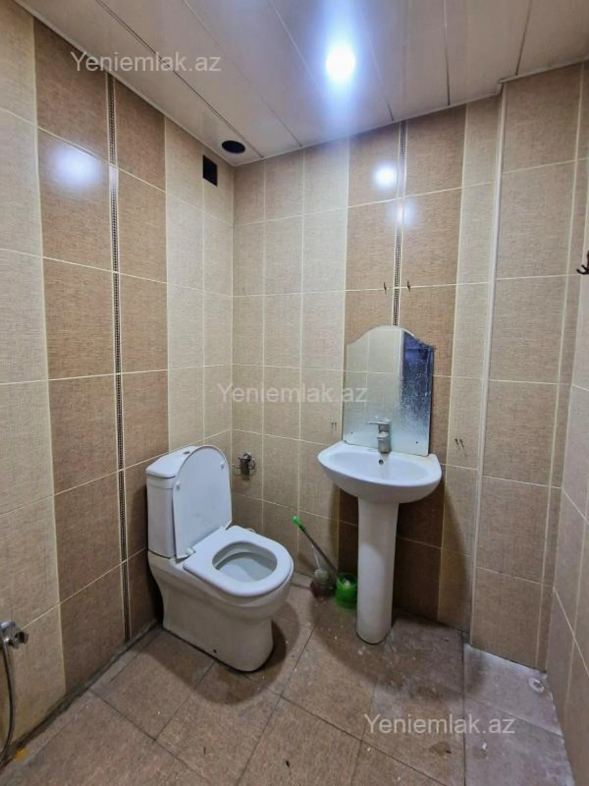 Satılır 3 otaqlı yeni tikili 140 m²
