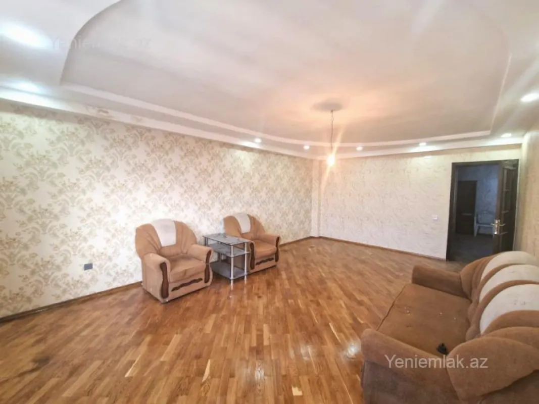 Satılır 3 otaqlı yeni tikili 140 m²