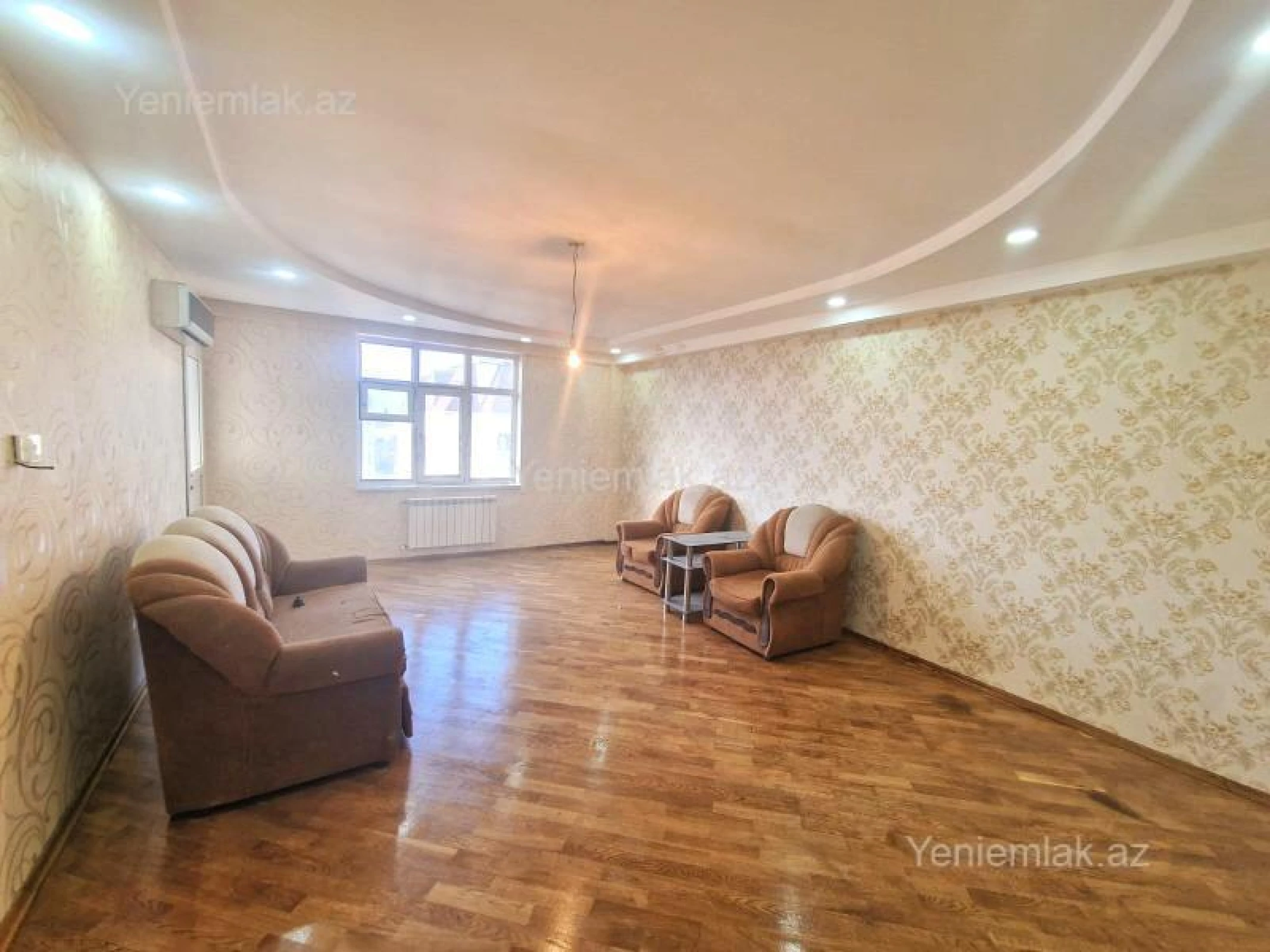 Satılır 3 otaqlı yeni tikili 140 m²
