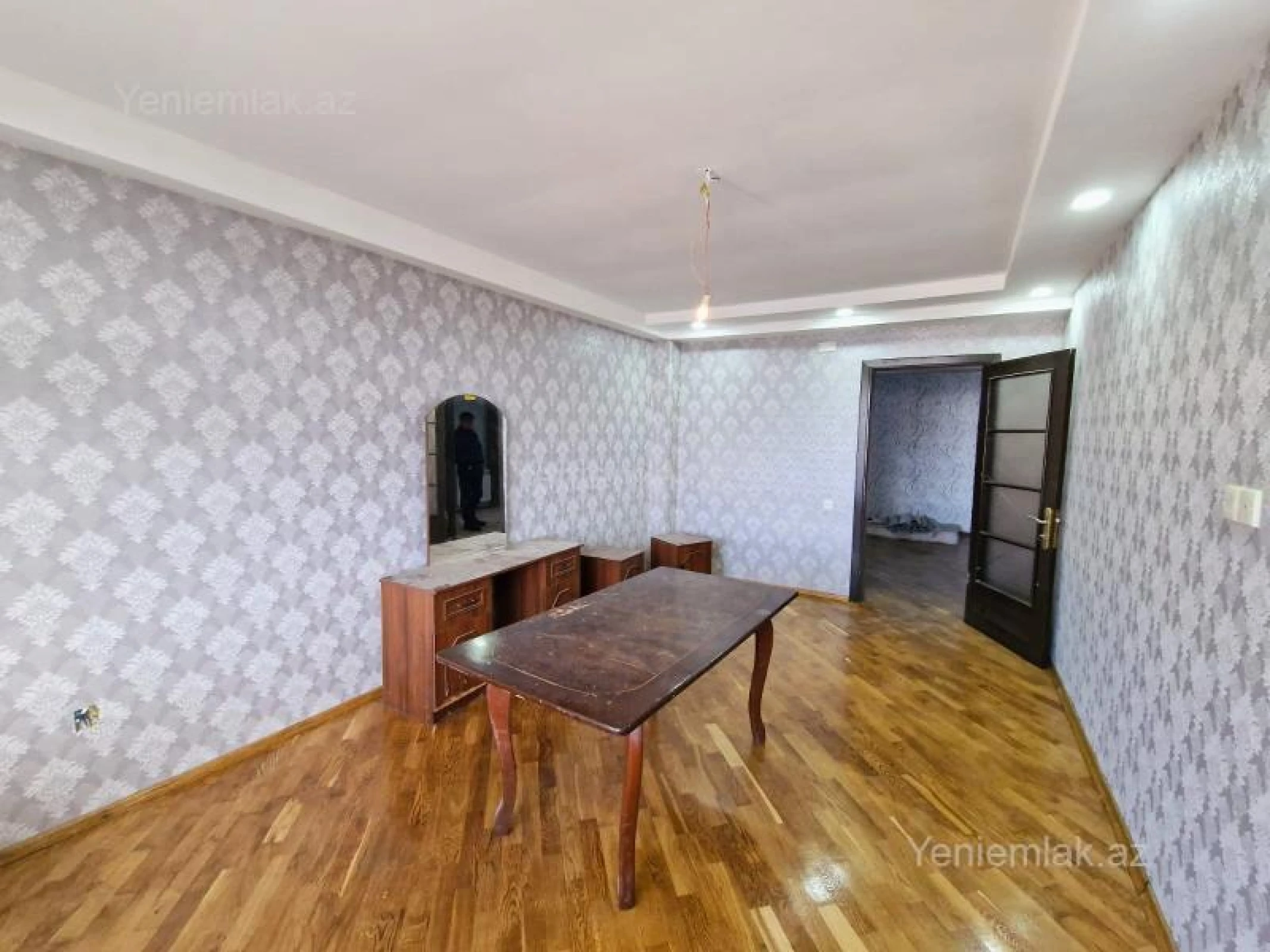 Satılır 3 otaqlı yeni tikili 140 m²