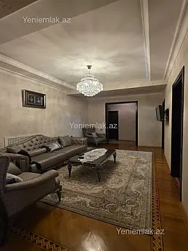Satılır 3 otaqlı yeni tikili 130 m²