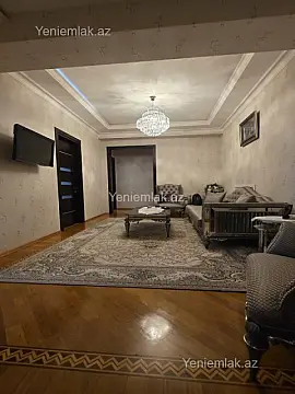 Satılır 3 otaqlı yeni tikili 130 m²