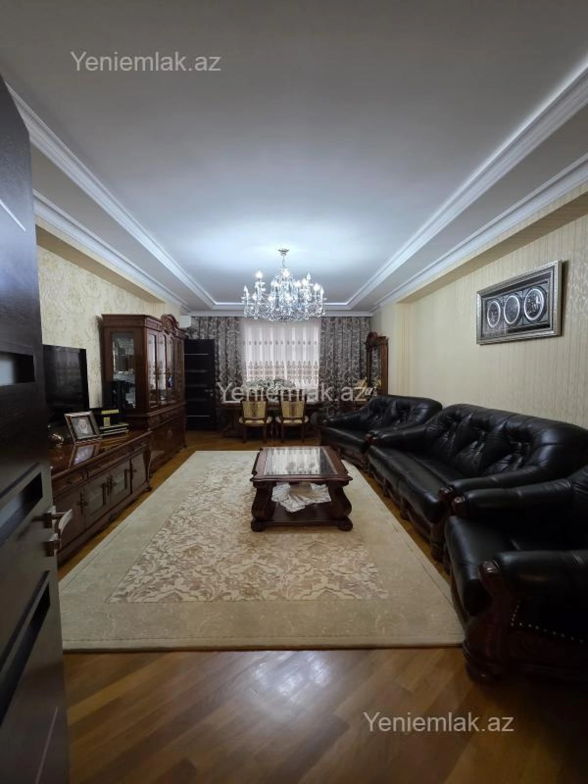Satılır 3 otaqlı yeni tikili 130 m²