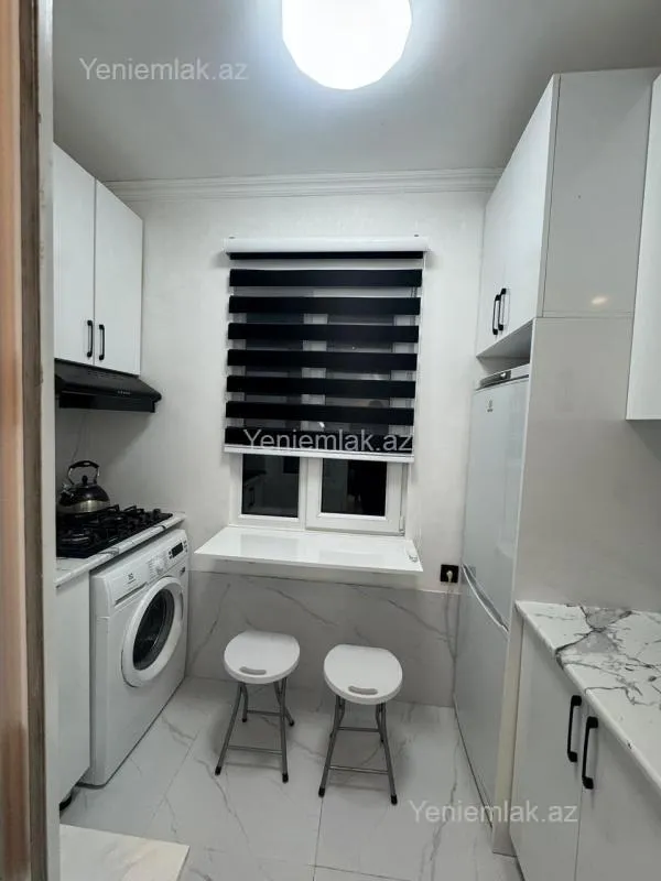 Satılır 2 otaqlı köhnə tikili 40 m²