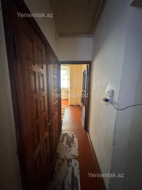 Satılır 3 otaqlı köhnə tikili 70 m²