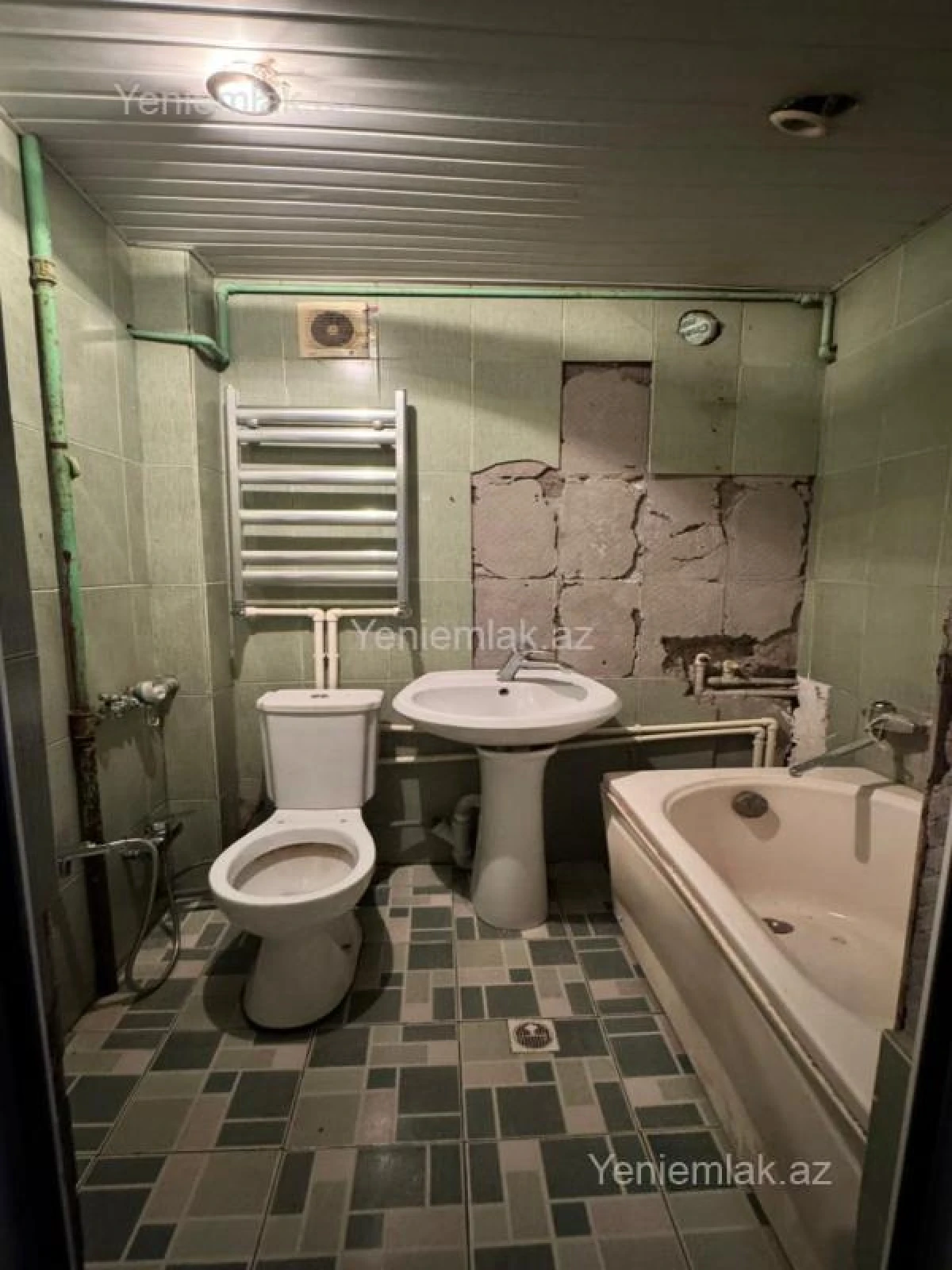 Satılır 2 otaqlı köhnə tikili 49 m²