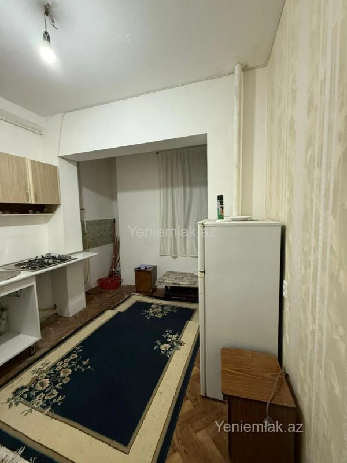 Satılır 1 otaqlı köhnə tikili 40 m²