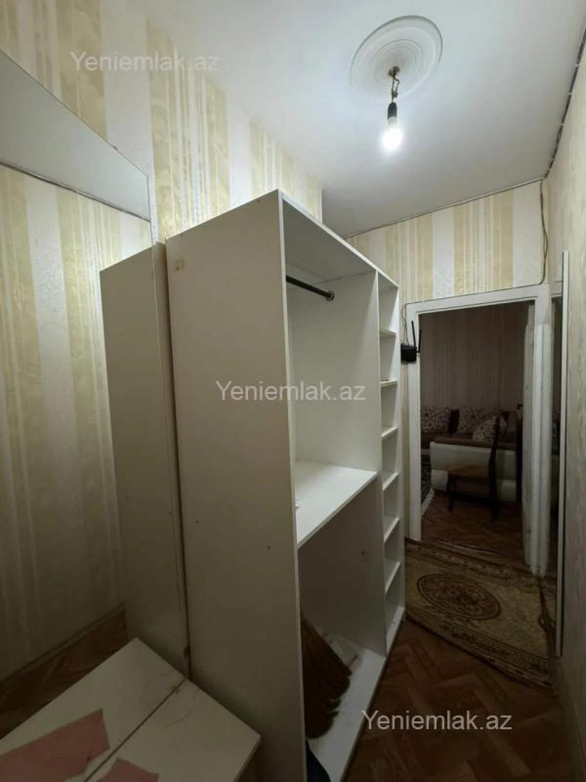 Satılır 1 otaqlı köhnə tikili 40 m²