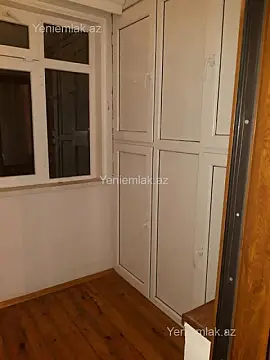 Satılır 2 otaqlı köhnə tikili 50 m²