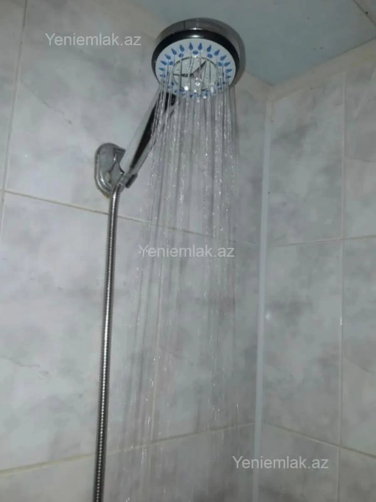 Satılır 2 otaqlı köhnə tikili 50 m²