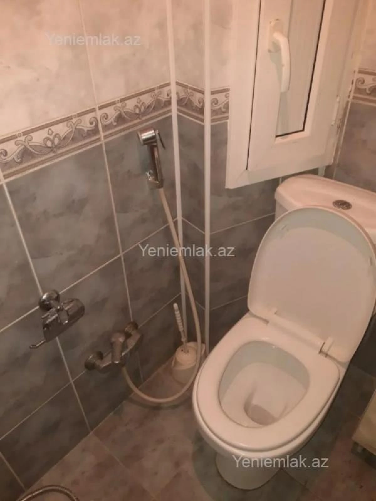 Satılır 2 otaqlı köhnə tikili 50 m²