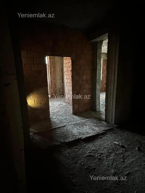 Satılır 2 otaqlı yeni tikili 80 m²