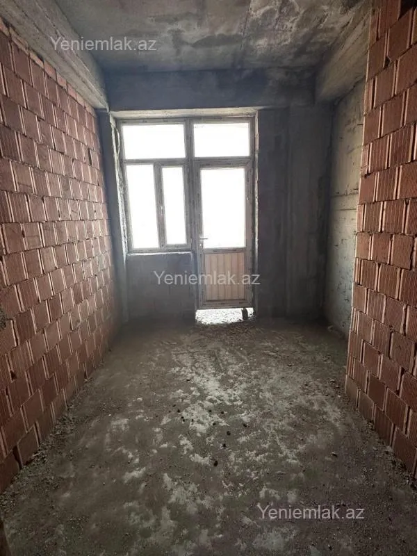 Satılır 2 otaqlı yeni tikili 80 m²