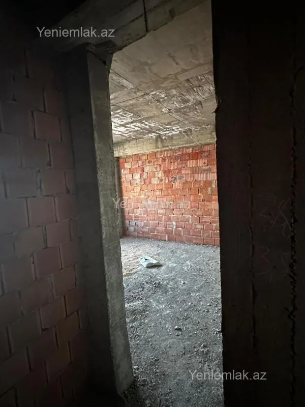 Satılır 2 otaqlı yeni tikili 80 m²