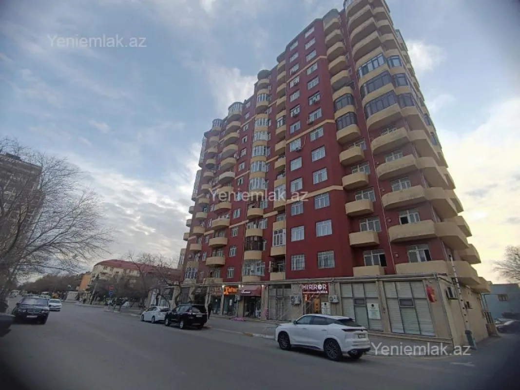 Satılır 2 otaqlı yeni tikili 80 m²