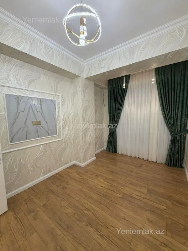 Satılır 3 otaqlı yeni tikili 80 m²