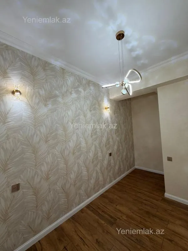 Satılır 3 otaqlı yeni tikili 80 m²