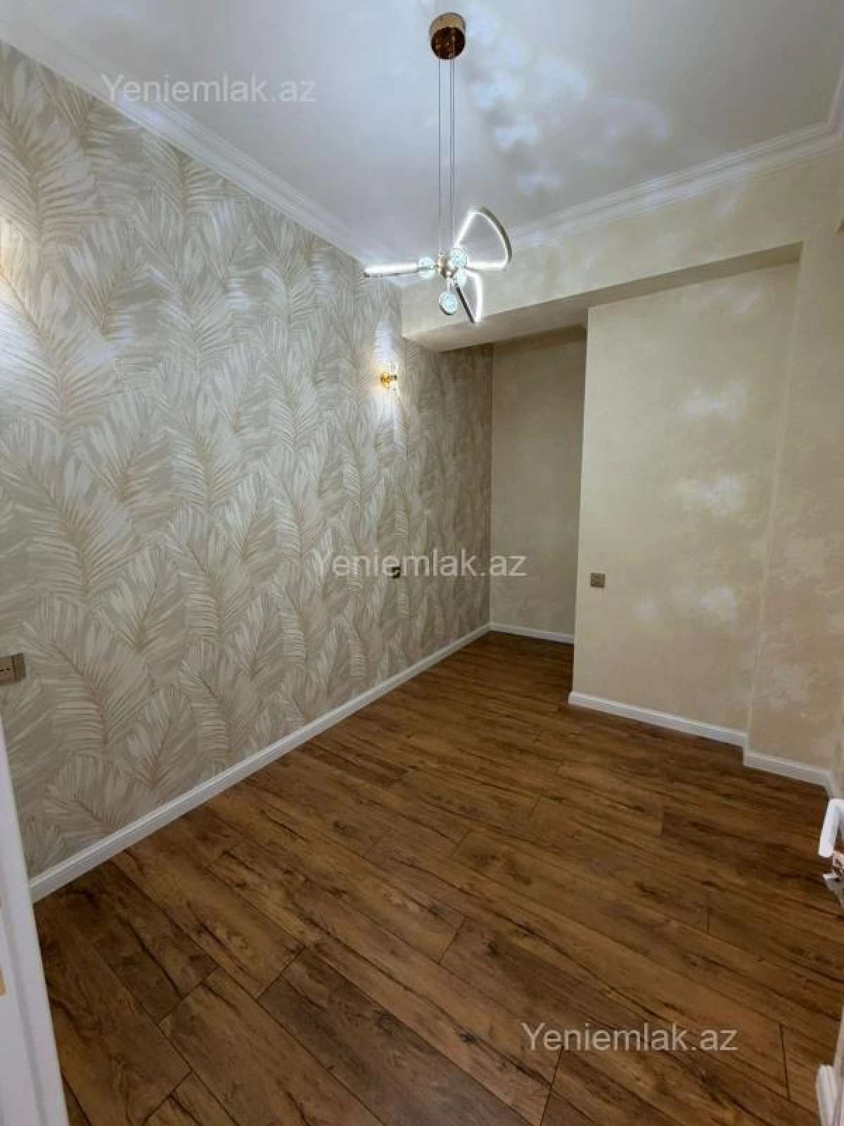 Satılır 3 otaqlı yeni tikili 80 m²