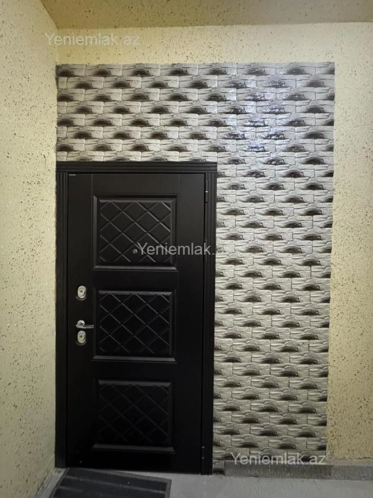 Satılır 3 otaqlı yeni tikili 83 m²