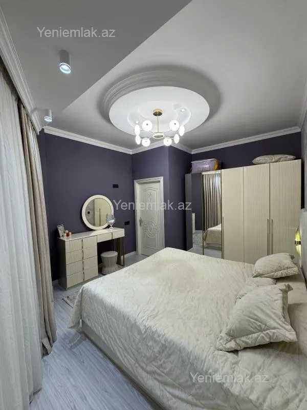 Satılır 3 otaqlı yeni tikili 83 m²