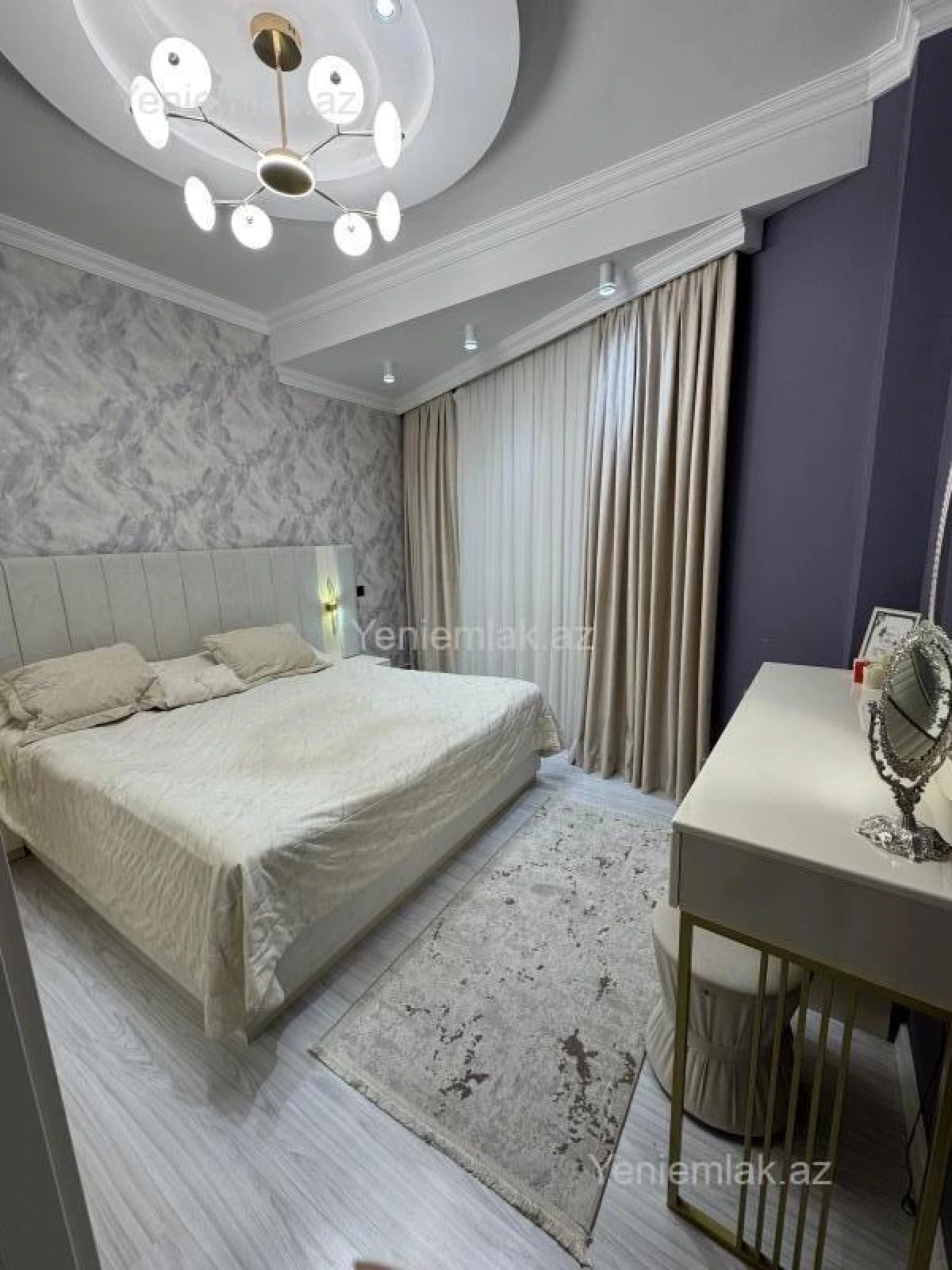 Satılır 3 otaqlı yeni tikili 83 m²