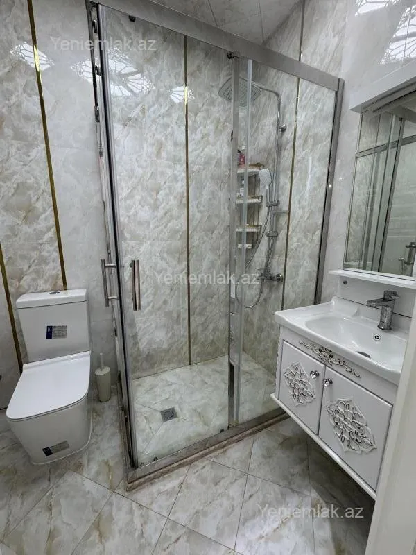 Satılır 3 otaqlı yeni tikili 83 m²