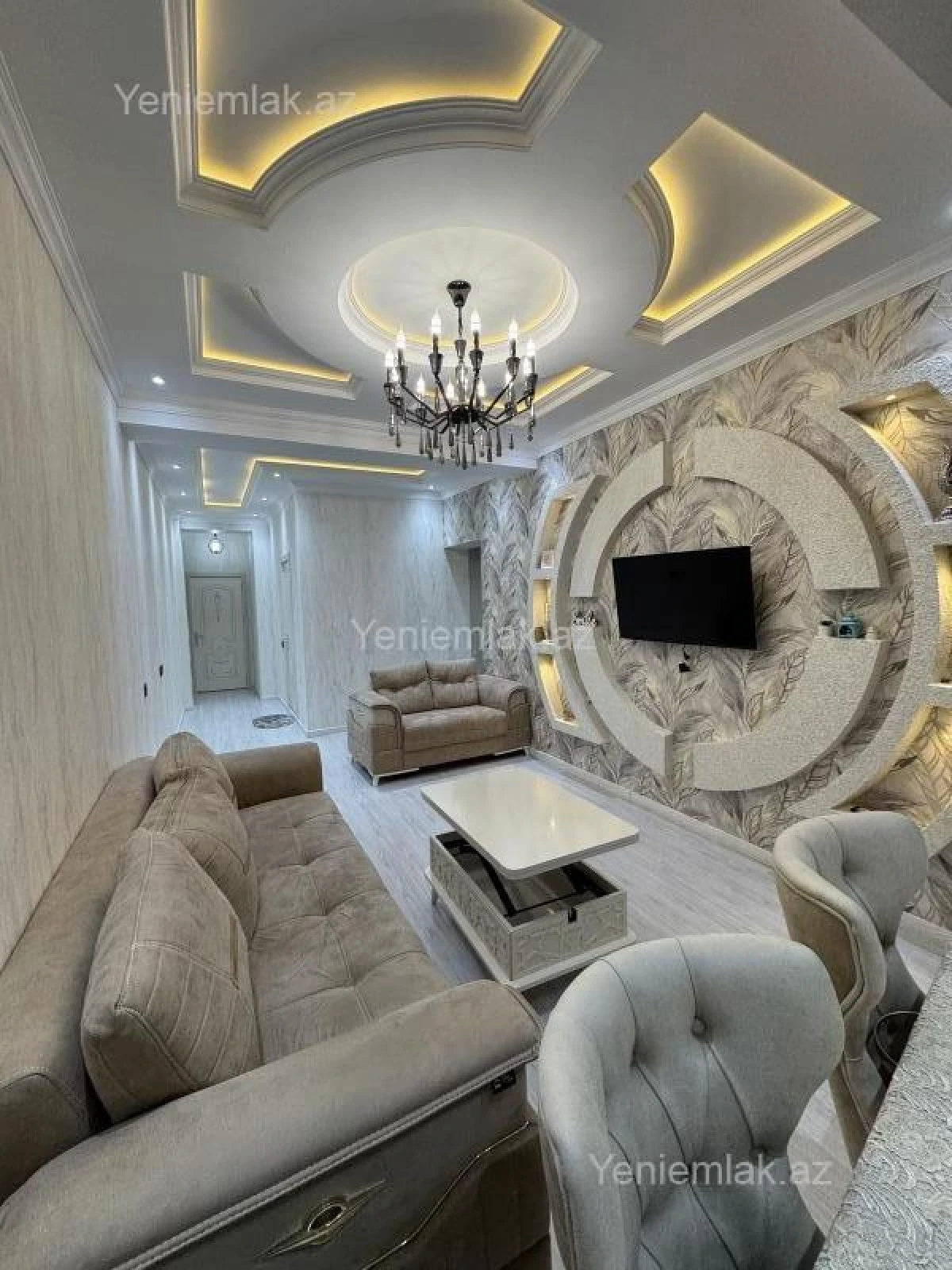 Satılır 3 otaqlı yeni tikili 83 m²