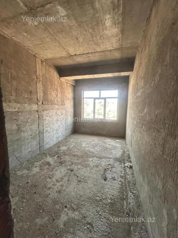 Satılır 3 otaqlı yeni tikili 130 m²