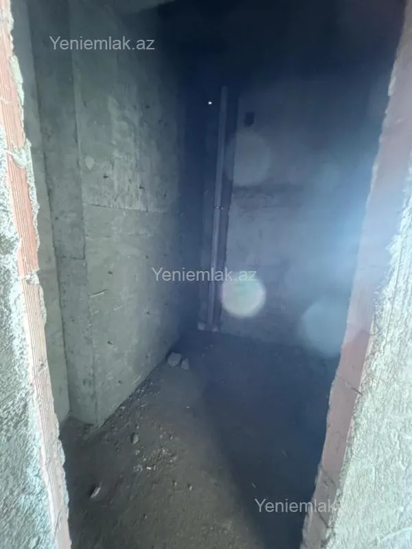 Satılır 3 otaqlı yeni tikili 130 m²