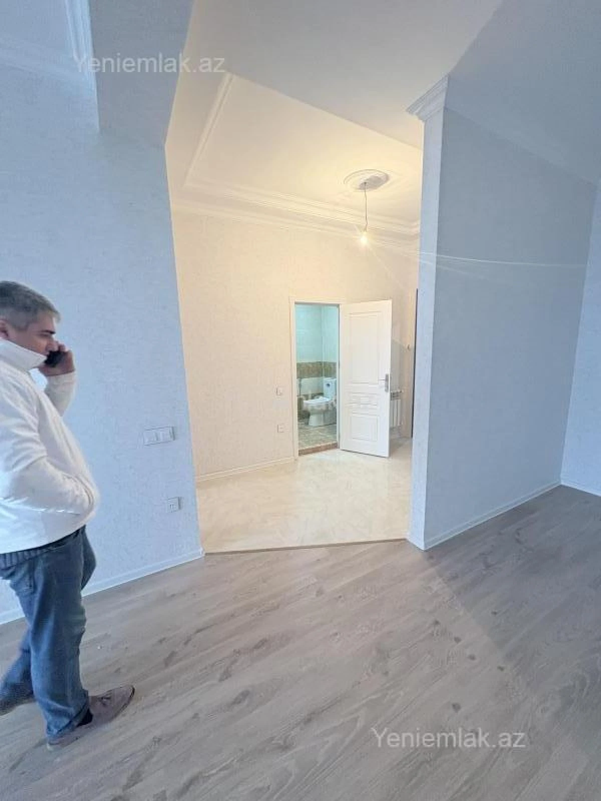 Satılır 2 otaqlı yeni tikili 72 m²
