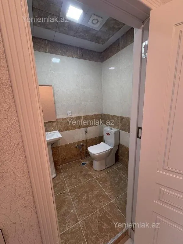 Satılır 2 otaqlı yeni tikili 72 m²