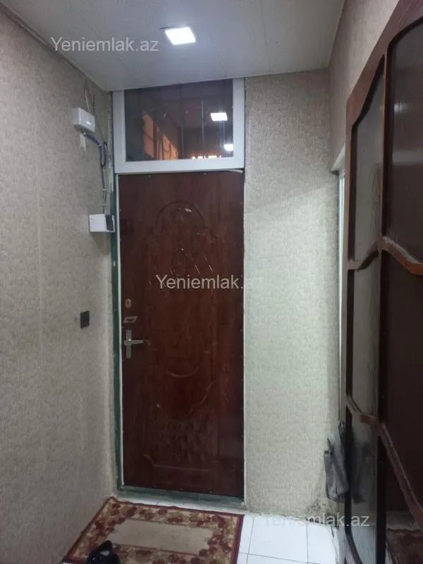 Satılır 1 otaqlı köhnə tikili 27 m²