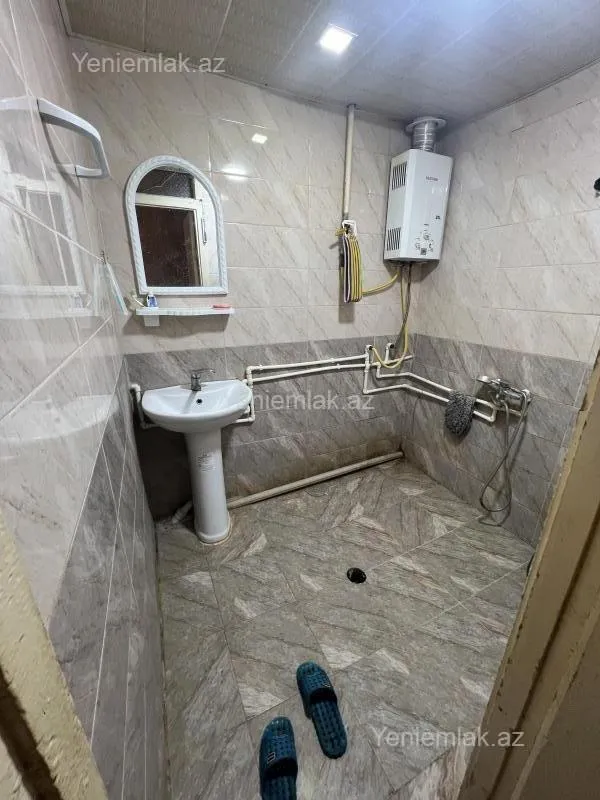 Satılır 3 otaqlı köhnə tikili 80 m²