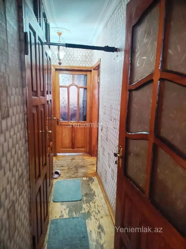 Satılır 3 otaqlı köhnə tikili 90 m²