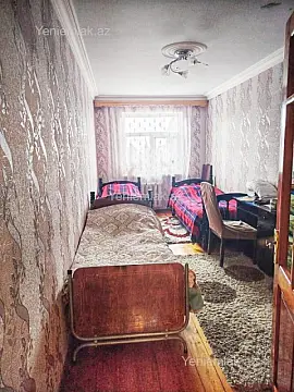 Satılır 3 otaqlı köhnə tikili 90 m²